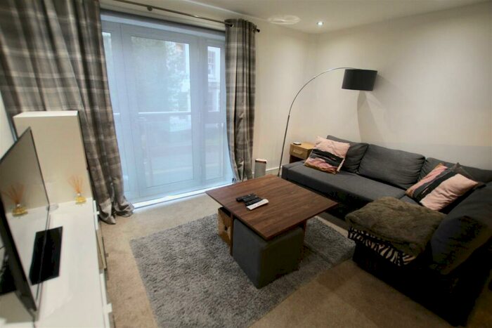 2 Bedroom Apartment To Rent In North West, Talbot Street, Nottingham, NG1