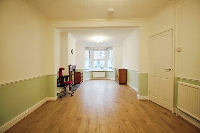 3 Bedroom Terraced House To Rent In Clive Road, Enfield, EN1