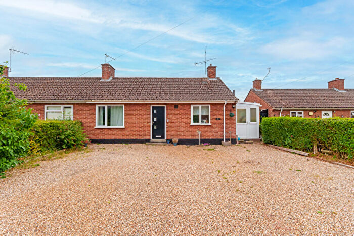 2 Bedroom Bungalow For Sale In Maitland Road, Stansted, Essex, CM24