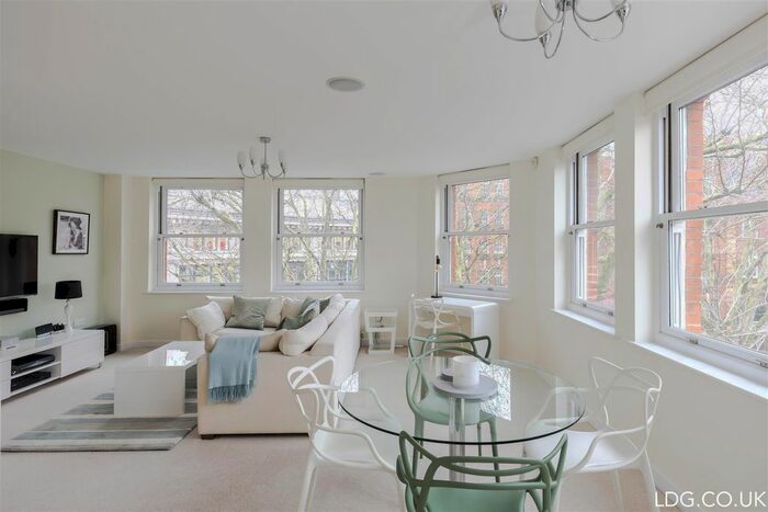 2 Bedroom Flat To Rent In Alfred Place, Bloomsbury WC1E