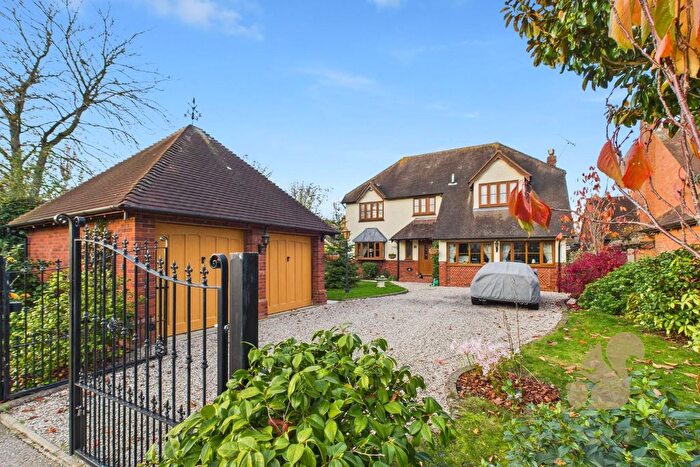 5 Bedroom Detached House For Sale In Victoria Road, South Woodham Ferrers, CM3