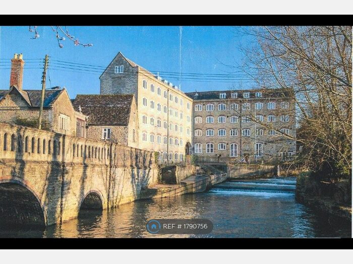 2 Bedroom Flat To Rent In Outer Silk Mills, Malmesbury, SN16