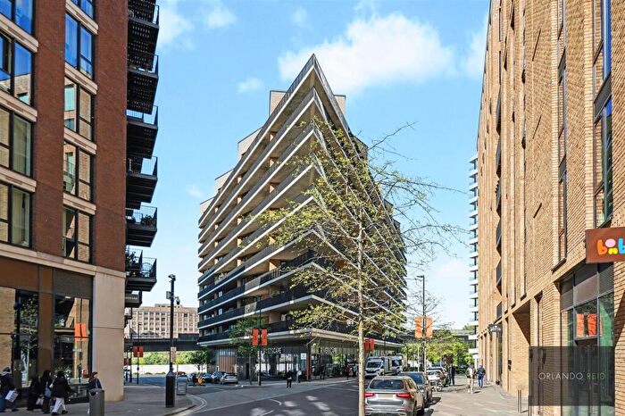 2 Bedroom Apartment To Rent In Mercier Court, Royal Wharf, E16