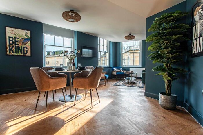 2 Bedroom Apartment To Rent In Arlington House, Bath, BA1