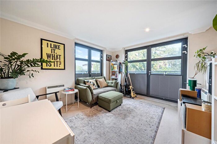 1 Bedroom Apartment For Sale In London Road, London, SE23