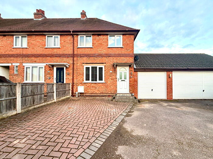 2 Bedroom End Of Terrace House To Rent In Wyndshiels, Coleshill, B46