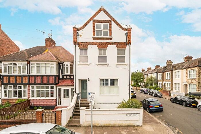 2 Bedroom Flat For Sale In Stella Road, Tooting, SW17