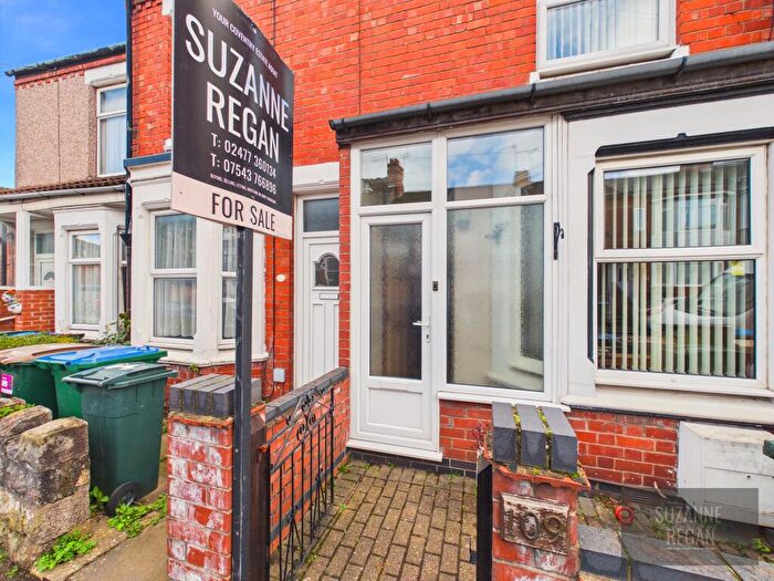 2 Bedroom Terraced House For Sale In Kingsland Avenue, Chapelfields, Coventry, CV5