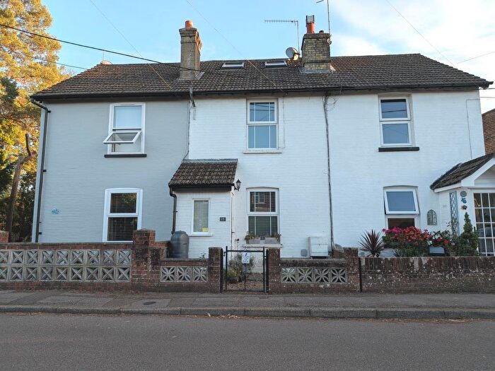 3 Bedroom Terraced House For Sale In Tweed Lane, Strood Green, Betchworth, RH3