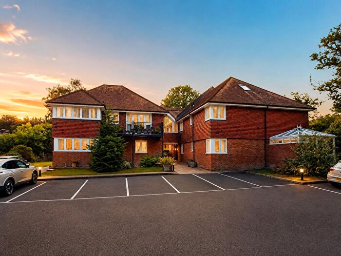2 Bedroom Flat For Sale In Little Redbrooks, London Road, Hythe, CT21