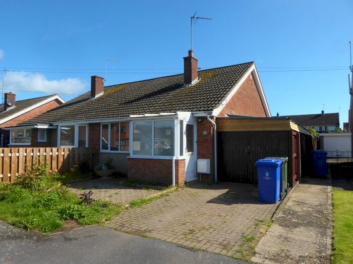 2 Bedroom Bungalow To Rent In Wallwin Close, Northampton, NN7
