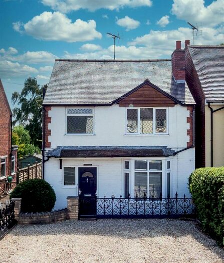 3 Bedroom Detached House For Sale In Belbroughton Road, Blakedown, Kidderminster, DY10