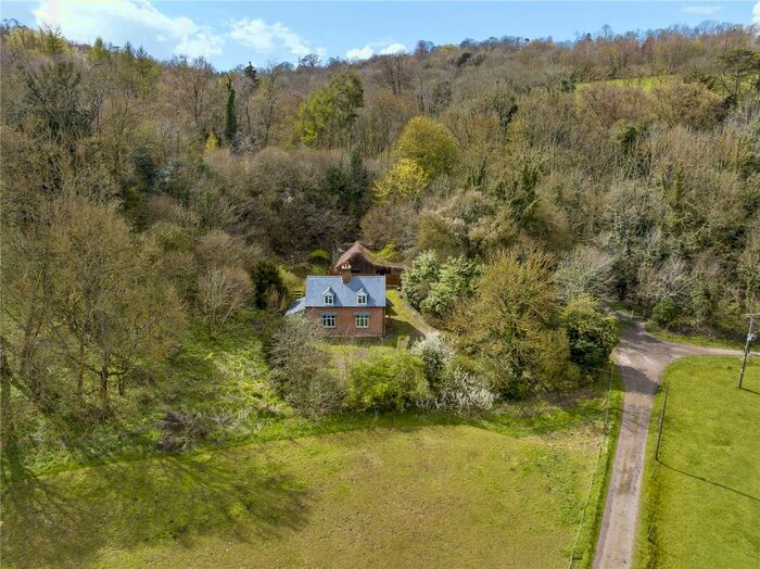 3 Bedroom Detached House For Sale In Norbury Park, Mickleham, RH5