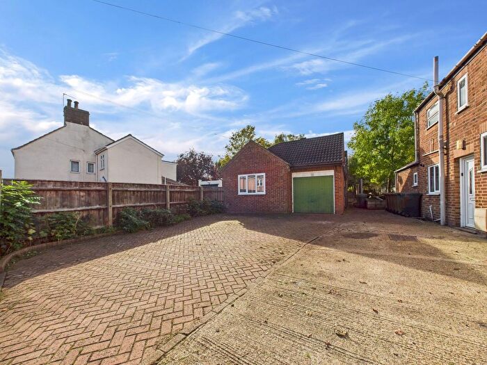 2 Bedroom Detached Bungalow For Sale In North Street, Stanground, PE2