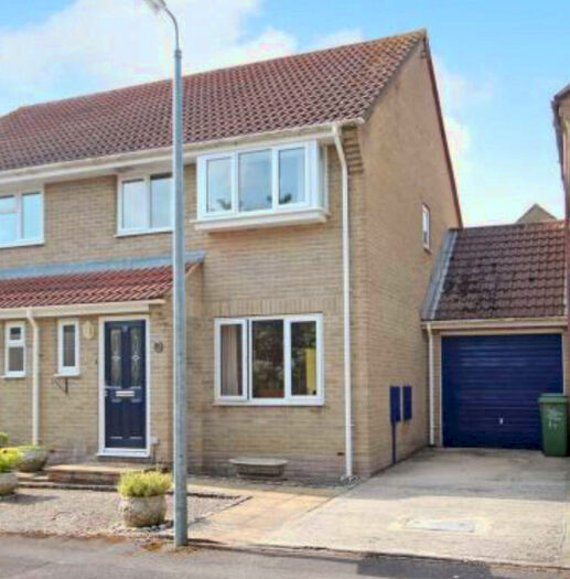 3 Bedroom Semi-Detached House To Rent In Skewbridge Close, Swindon, Wiltshire, SN4