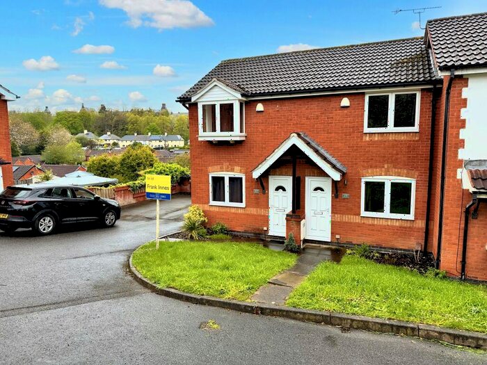 2 Bedroom House To Rent In Pendle Crescent, Nottingham, NG3