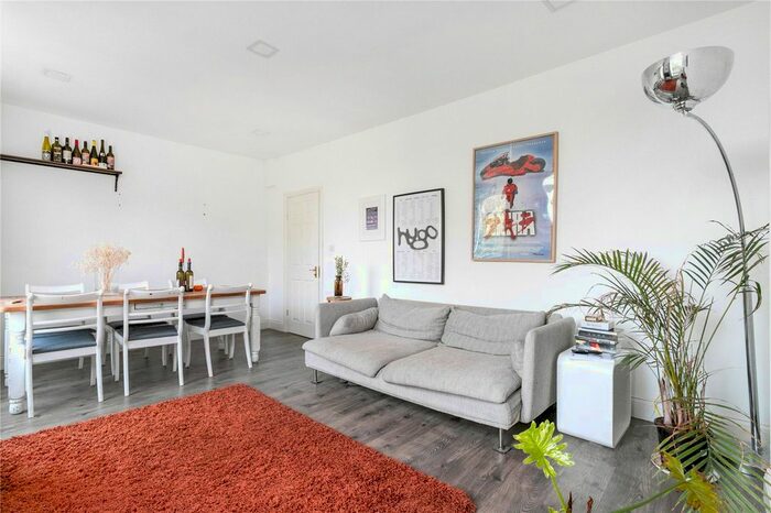 2 Bedroom Maisonette To Rent In Clapton Square, London, E5
