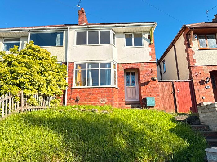 3 Bedroom Semi-Detached House To Rent In Kingswinford Road, Dudley, DY1