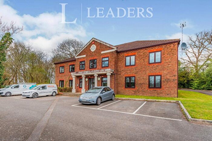 2 Bedroom Flat To Rent In Fernhill Road, Horley, RH6