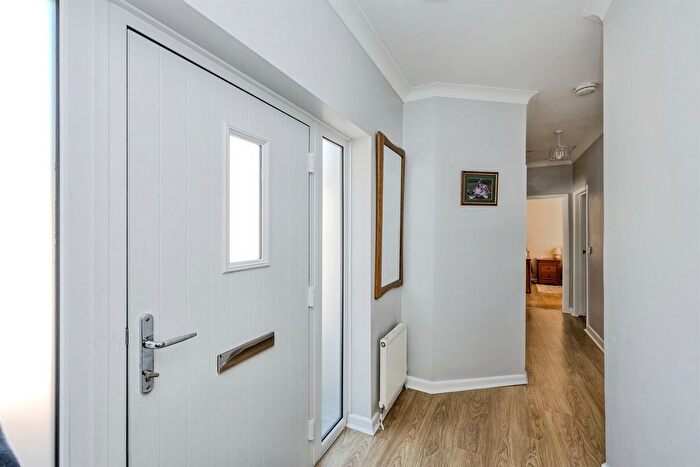 2 Bedroom Detached Bungalow For Sale In Castle Street, Loughor, Swansea, SA4
