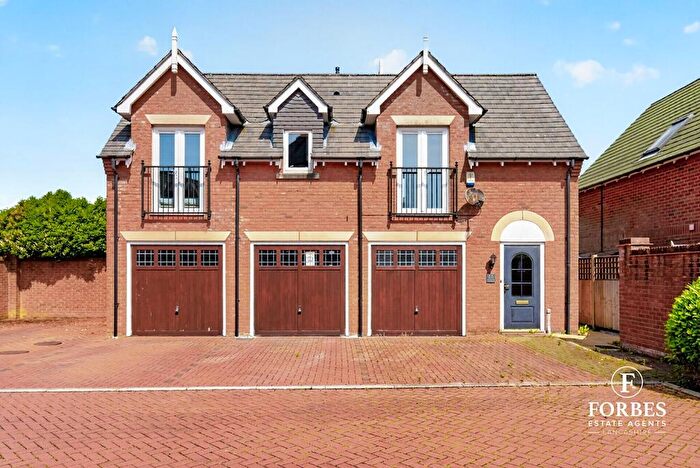 2 Bedroom Flat For Sale In Dorchester Avenue, Walton-le-Dale, PR5