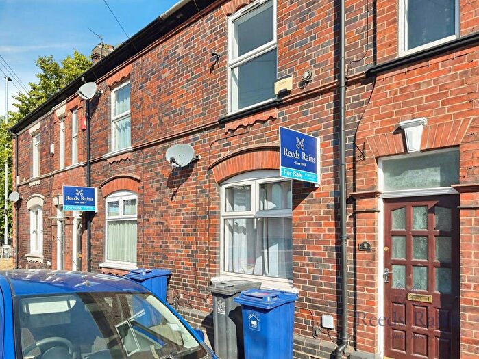3 Bedroom Terraced House For Sale In Well Street, Newcastle, Staffordshire, ST5