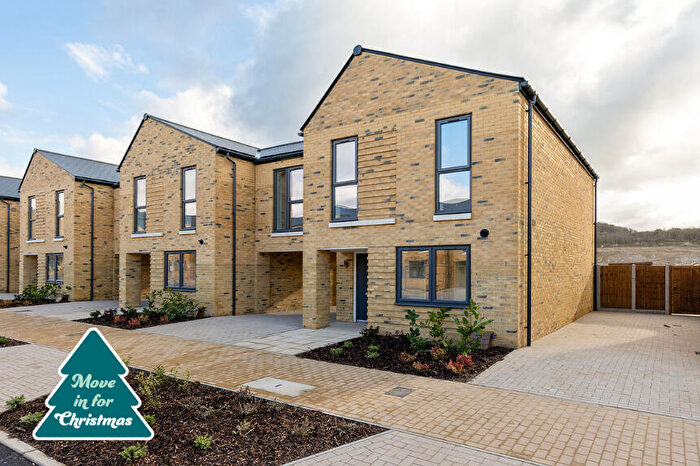 3 Bedroom End Of Terrace House For Sale In Ashmere, Longhoughton Avenue, Dartford, DA10