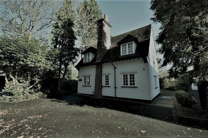 2 Bedroom Cottage To Rent In Cemetary Lane, Welwyn, AL6