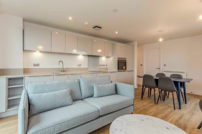 2 Bedroom Apartment To Rent In Solstice Apartments, Silbury Boulevard Milton Keynes, MK9