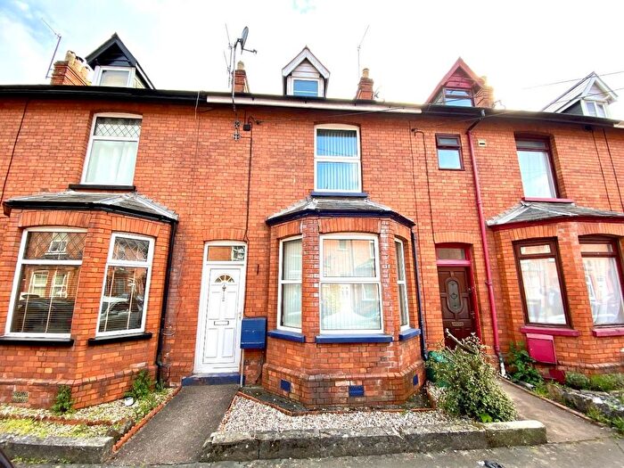 3 Bedroom Property To Rent In Seymour Terrace, Tiverton, EX16