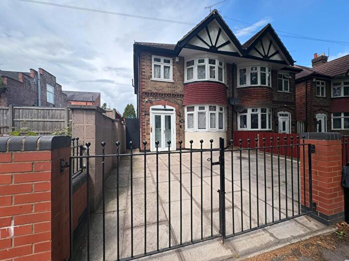 3 Bedroom Semi-Detached House For Sale In Abbey Lane, Leicester, LE4