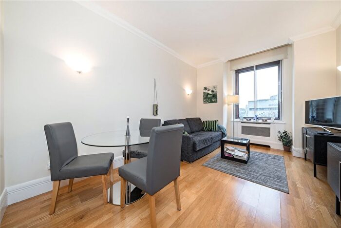 1 Bedroom Flat To Rent In Whitehouse Apartments, Belvedere Road, London, SE1