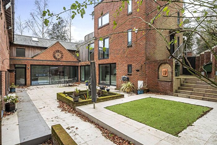 6 Bedroom Detached House To Rent In Sleepers Hill, Winchester, Hampshire, SO22