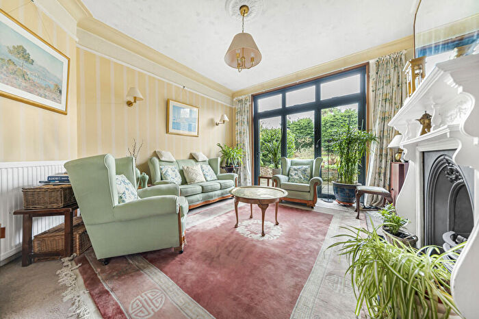 4 Bedroom Semi Detached House For Sale In Everest Road, Eltham, SE9