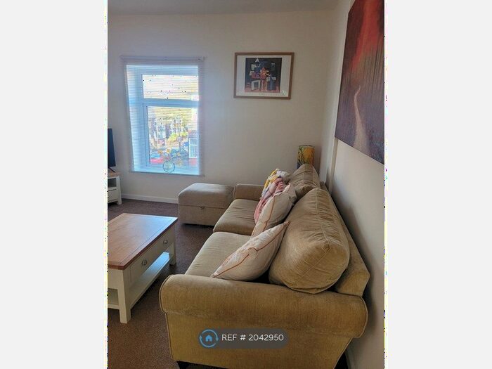 1 Bedroom Flat To Rent In Heaton, Bolton, BL1