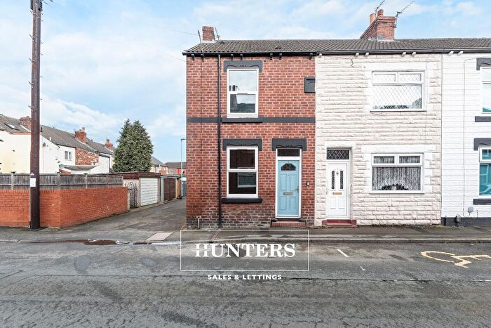 2 Bedroom End Of Terrace House To Rent In Crowther Place, Castleford, WF10