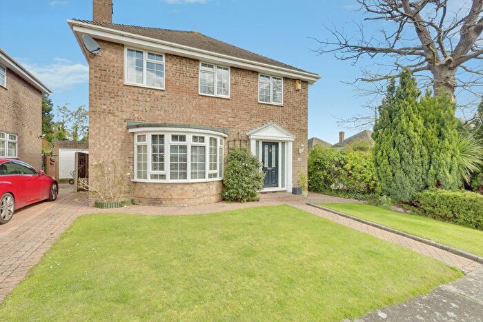 3 Bedroom Detached House For Sale In Netherfield, Benfleet, SS7
