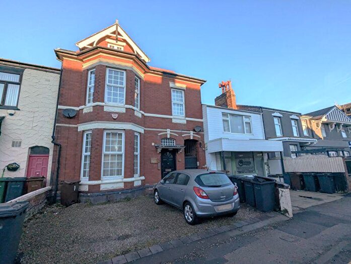 1 Bedroom Flat To Rent In King Street, Southport Centre, Merseyside, PR8