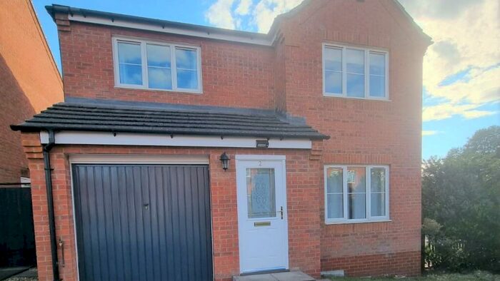 4 Bedroom Detached House To Rent In Lowry Close, Corby, NN18
