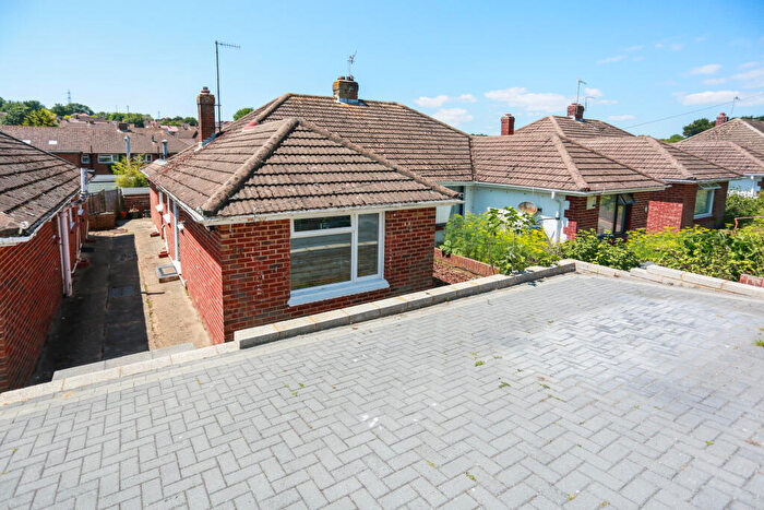 3 Bedroom Semi-Detached Bungalow To Rent In North Lane, Portslade, Brighton, BN41