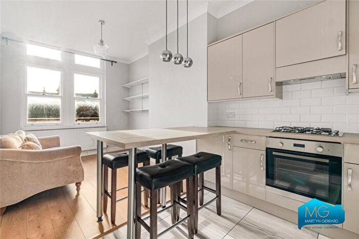 2 Bedroom Apartment To Rent In Crouch End Hill, Crouch End, London, N8