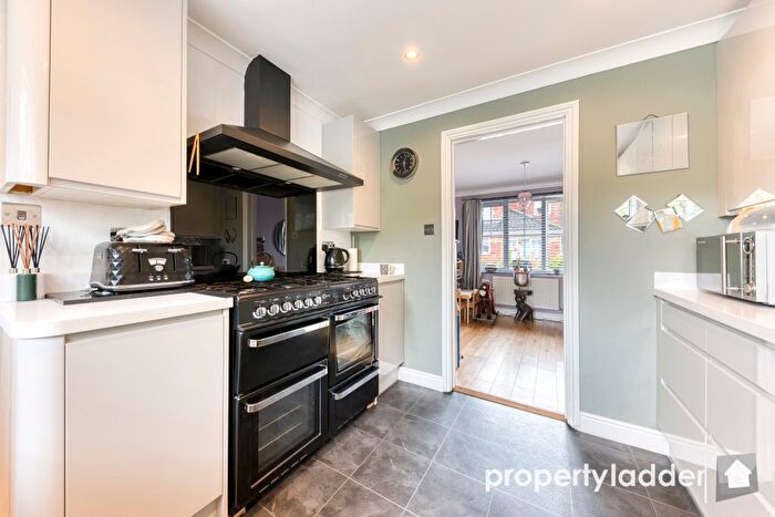 3 Bedroom Detached House For Sale In Wilks Farm Drive, Sprowston, Norwich, NR7