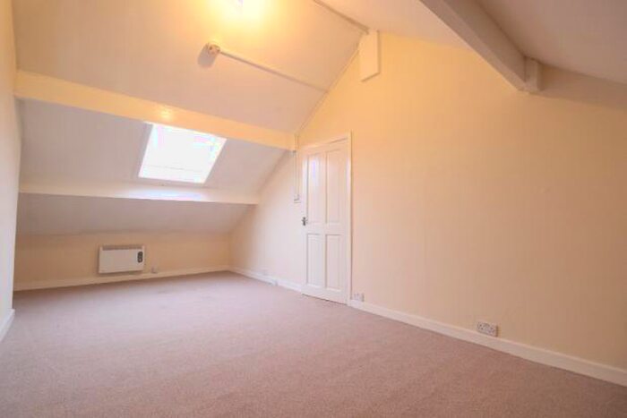 Studio To Rent In Victoria Parade, Rossendale, BB4