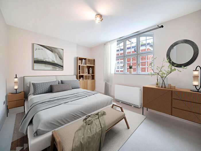 2 Bedroom Apartment To Rent In South Street, Farnham, GU9