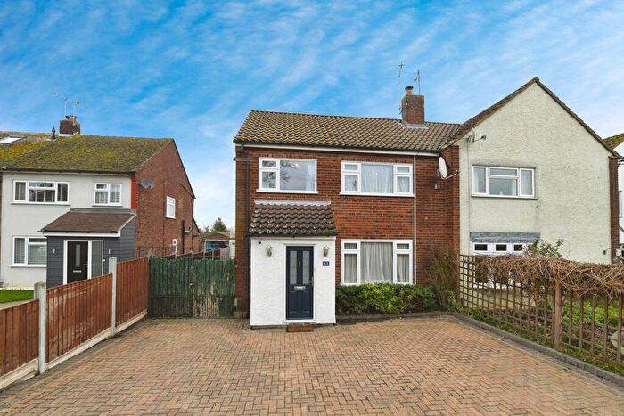 6 Bedroom Semi Detached House For Sale In Gloucester Avenue, Chelmsford, CM2