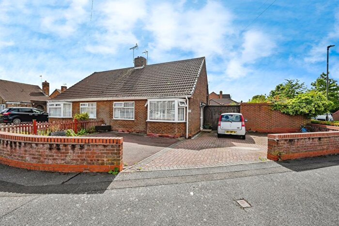 2 Bedroom Semi-Detached Bungalow For Sale In Chatsworth Drive, Mickleover, Derby, DE3