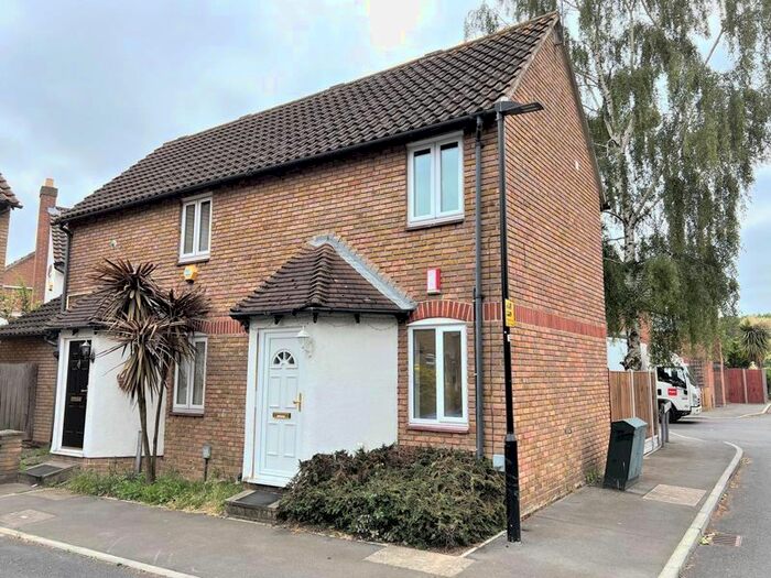 1 Bedroom Property To Rent In Satanita Close, London, E16