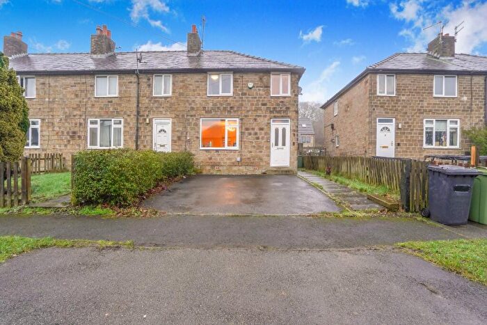 3 Bedroom End Of Terrace House For Sale In Oakes Avenue, Brockholes, HD9