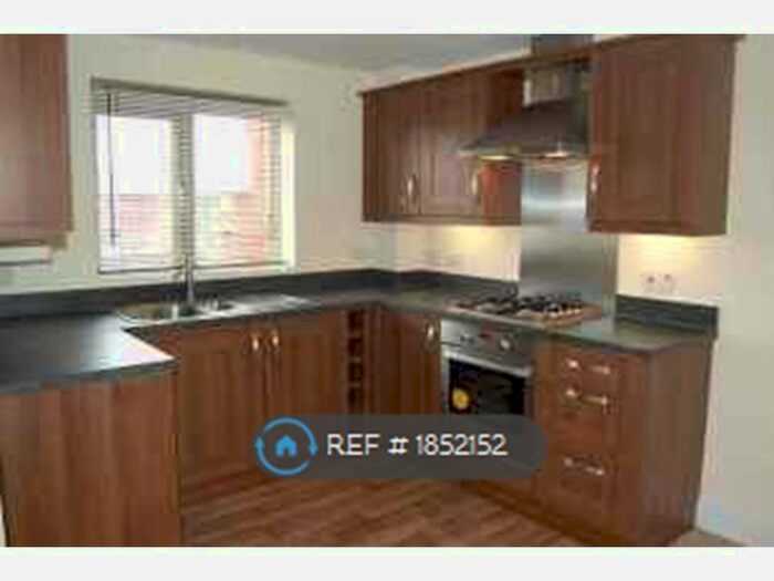 1 Bedroom Flat To Rent In Farnworth, Bolton, BL4