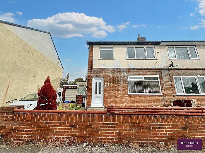 3 Bedroom End Of Terrace House For Sale In Frederick Street, Goldthorpe, Rotherham, South Yorkshire, S63